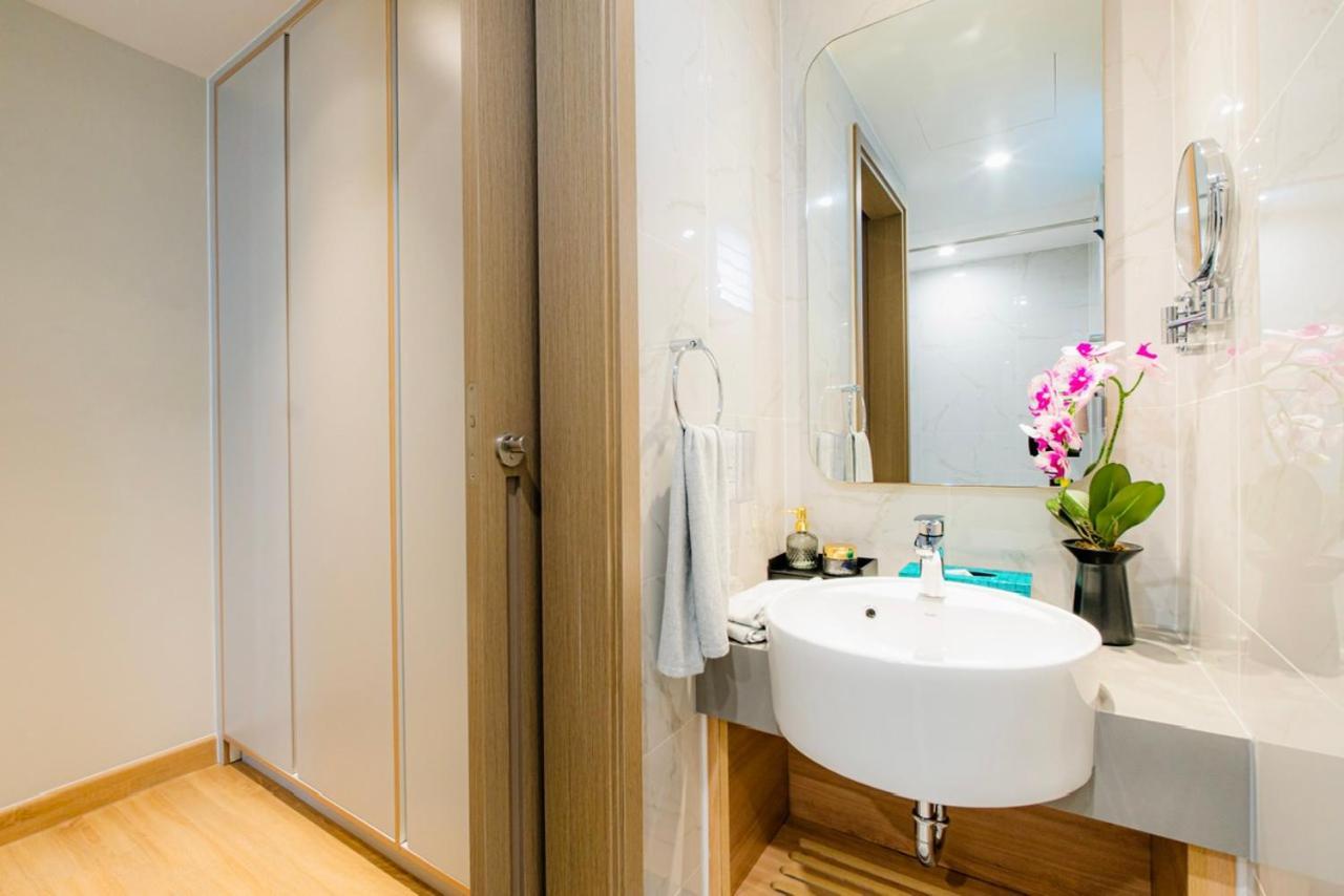 Zenity Luxury Apartment In District 1 Since 2024 Ho Chi Minh City Exterior photo